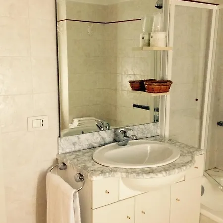 Casa de hóspedes Cantina Anzivino - 3*