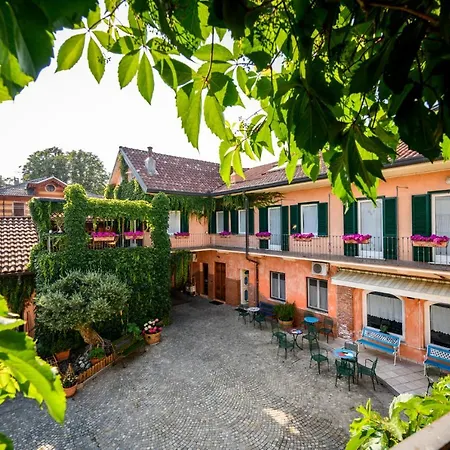 Cantina Anzivino - Penzion