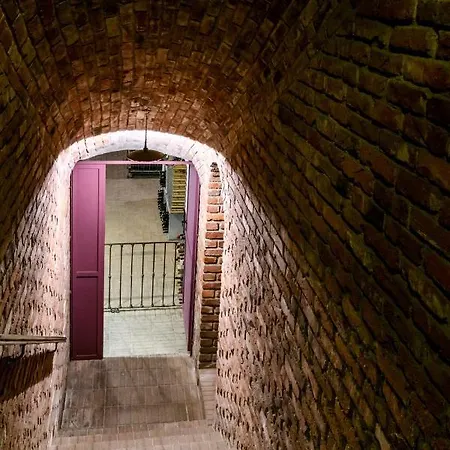 Cantina Anzivino - 3*